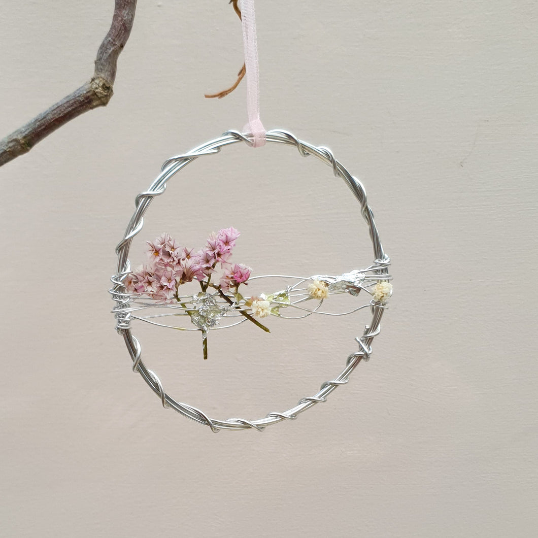 Mini Silver Wire Wreath