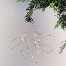 Load image into Gallery viewer, Copper Wire Mistletoe Decoration
