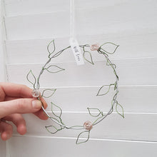 Load image into Gallery viewer, Little Wire Floral Wreath
